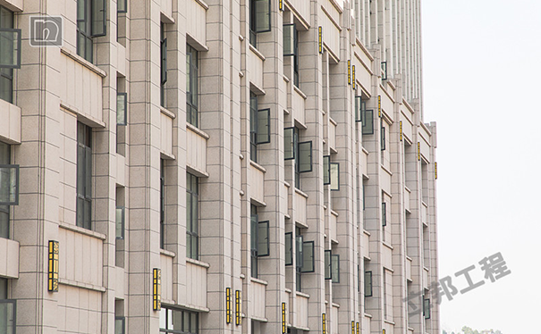 仿石漆和水包砂哪個好?