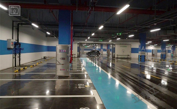 固化劑地坪和金剛砂地坪的區別(全面分析)