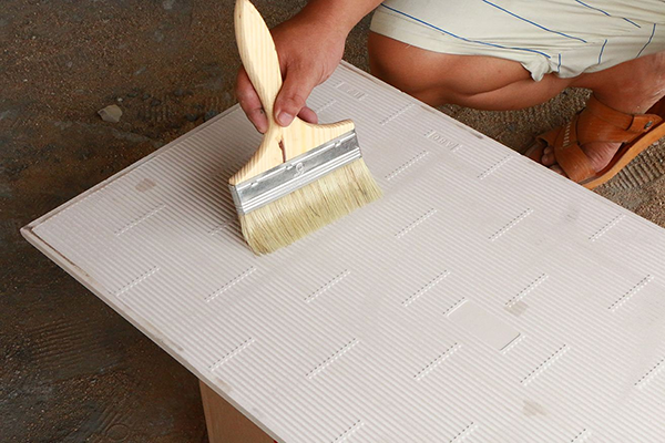 瓷磚背膠有甲醛嗎?來自專業(yè)權(quán)威人士的解答