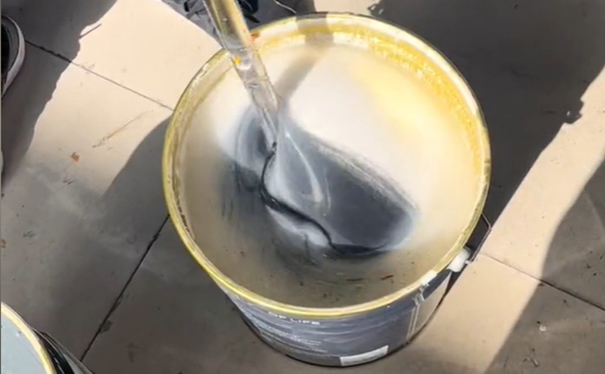 白色乳膠漆調黑色怎么調?